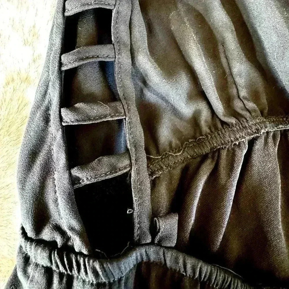 Windsor Women’s Chic maxi black dress - halter back or cris cross. NWT - Picture 7 of 7